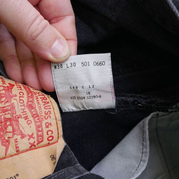 Vtg Levi's 501-0660 Jeans Mens 36x30 Y2K 2000s Black Button Fly Straight Leg - Picture 4 of 16